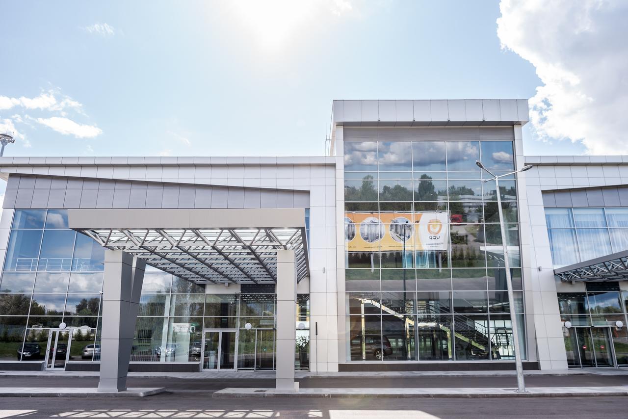 Terminal B Hotel Киев Экстерьер фото